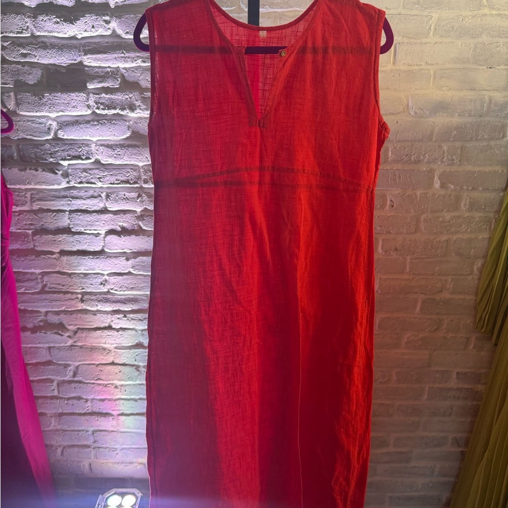 Vibrant Red Sleeveless Dress